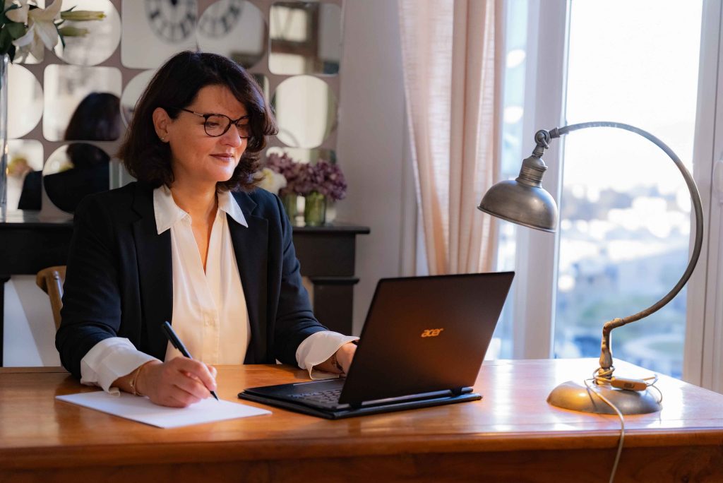 photo presentation entrepreneur